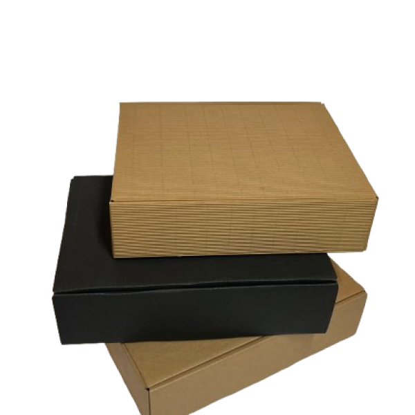 coffrets vin et bière fermés en carton pour trois bouteilles de 75cl